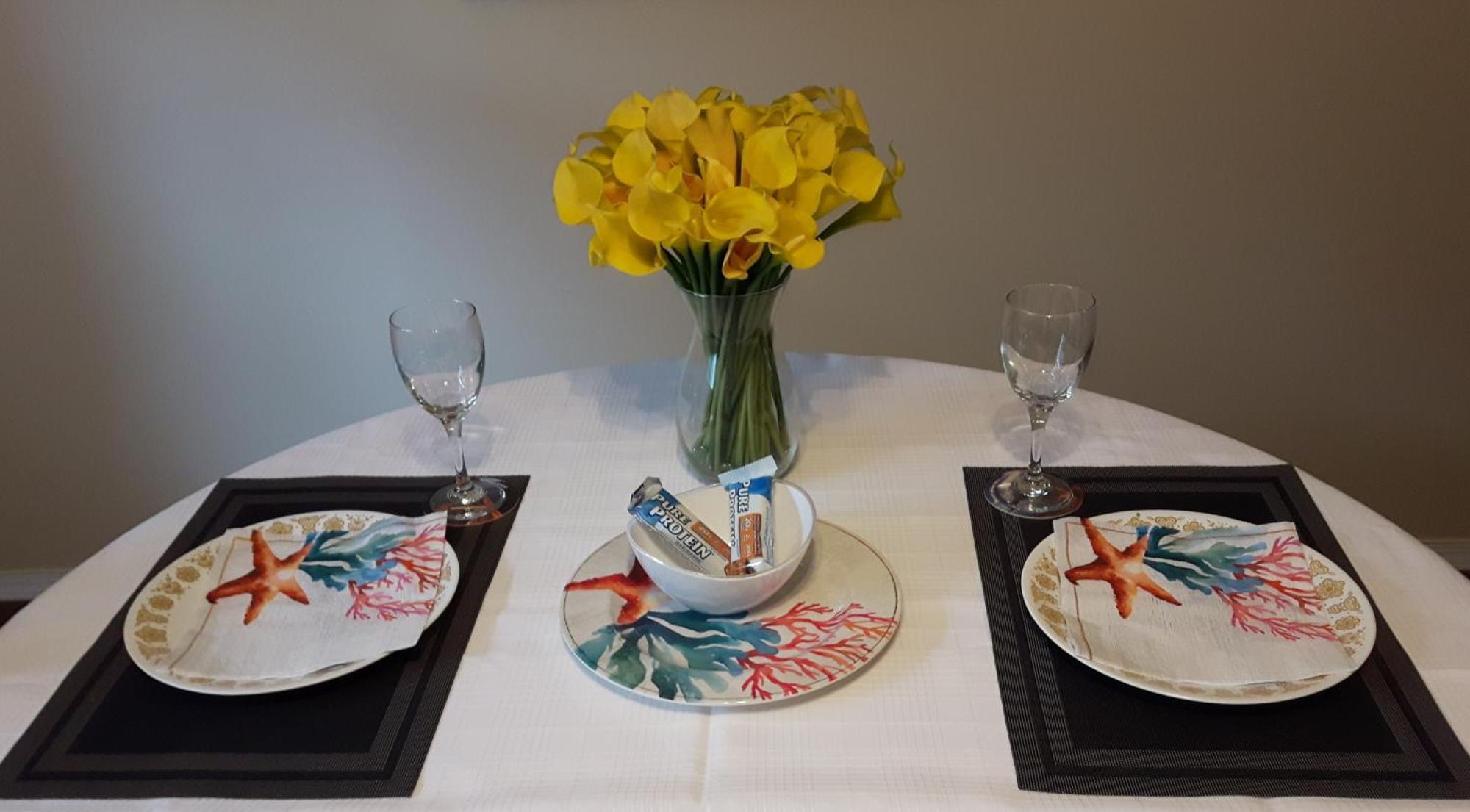 Comfy King Bed, Large Private Basement Suite, Smart Tv In Penticton- Of Peaches And Beaches Appartement